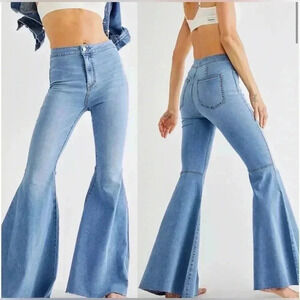 Free People Women's Just Float On Flare Bell Bottom HIGH RISE Jeans Size 27